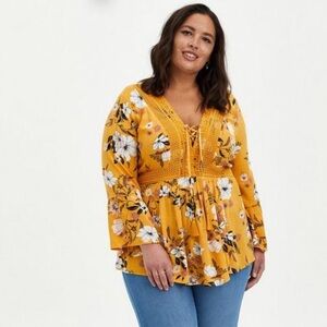 Torrid Plus Size‎ 1X Babydoll Gauze Crochet Trim Lace-Up Top